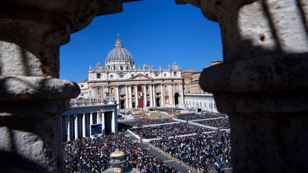 Una veduta di piazza San Pietro