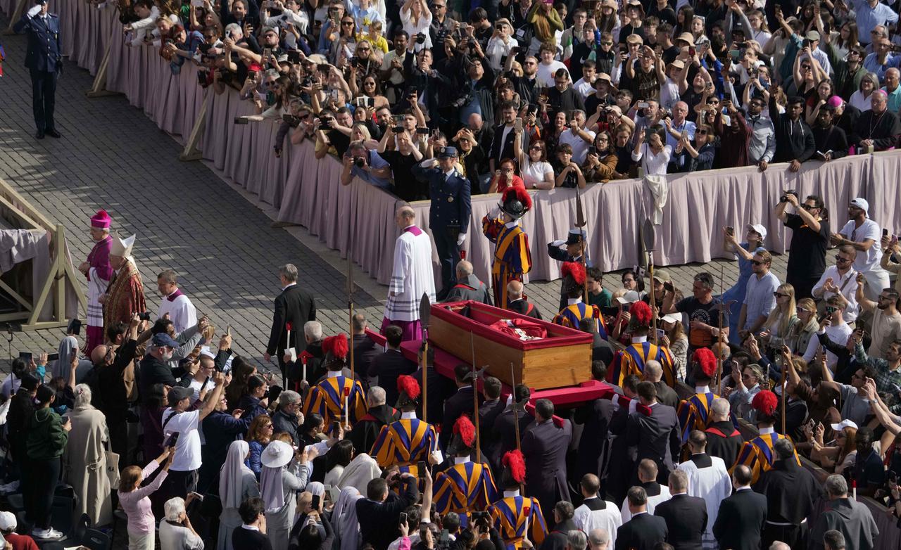 
	La traslazione della salma di Papa Francesco

