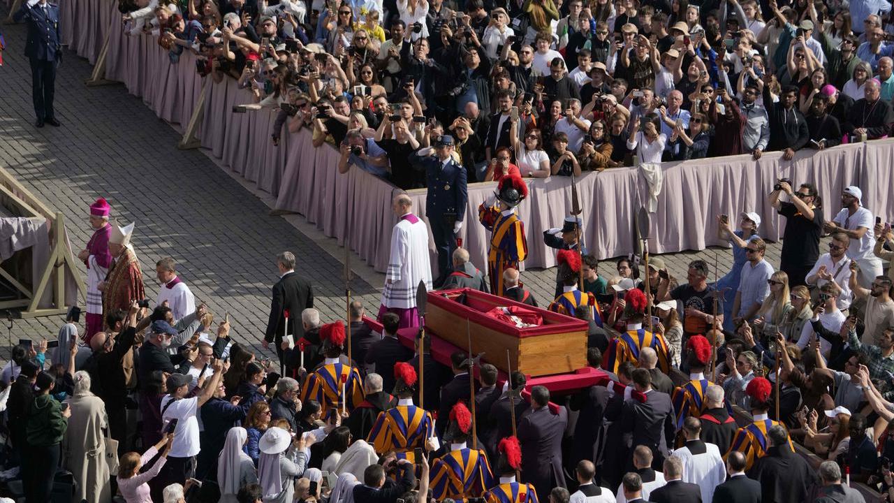 La traslazione della salma di Papa Francesco