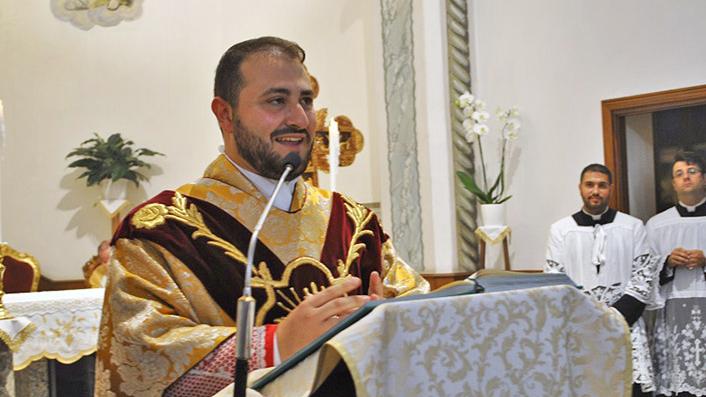 Campane a festa a Stintino dopo la morte del Papa? Il parroco: «Incredibili maldicenze»