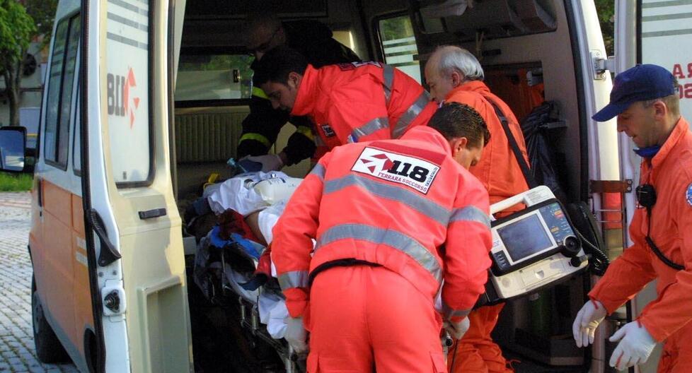 Anziani narcotizzati dai ladri mentre sono in casa