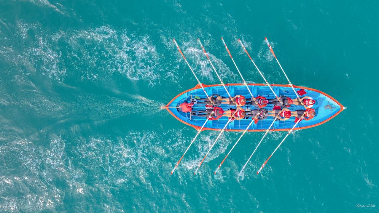 Livorno: salsedine e sudore del Venezia. Grazie a Marc Saylon