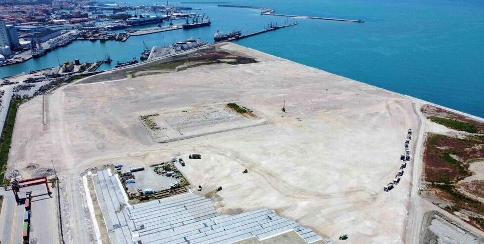 
	Le aree su cui nascer&agrave; la nuova Darsena Europa&nbsp;

