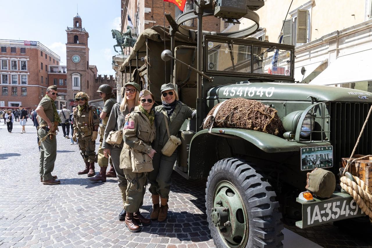 Aspettando il 25 aprile. La Colonna della Libertà sfila in centro a Ferrara
