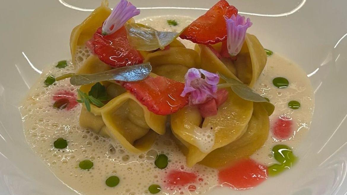 I ravioli di agnello con le fragole: una strana coppia nel piatto