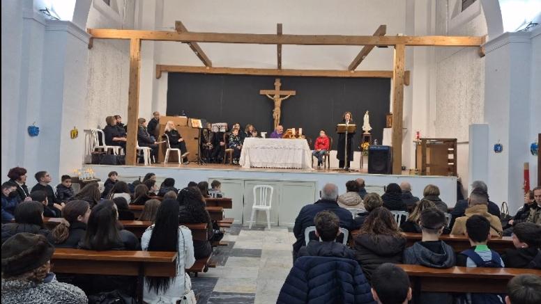 I fedeli restaurano la vecchia chiesa: Valledoria ha di nuovo la sua parrocchia