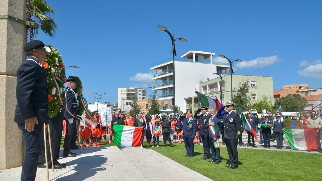A Olbia il 25 aprile è sobrio: meno musica in segno di lutto per il papa