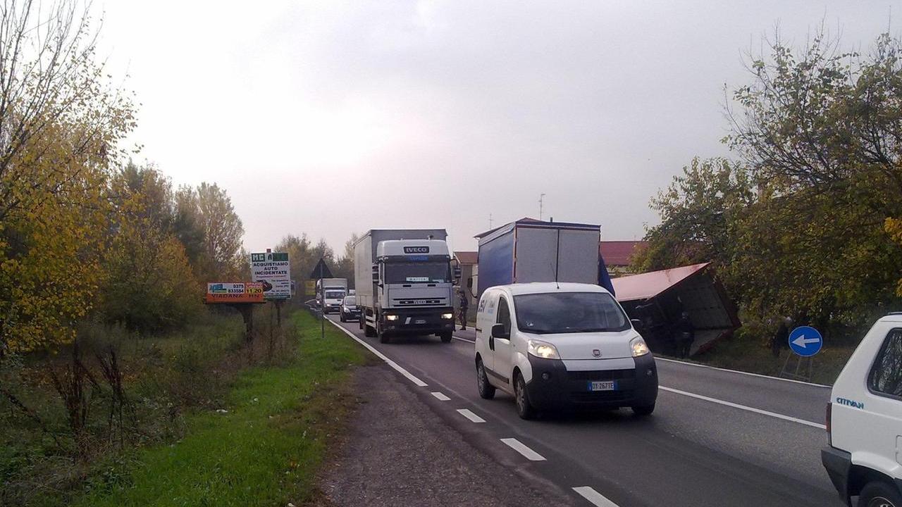 Il traffico su strada Canaletto