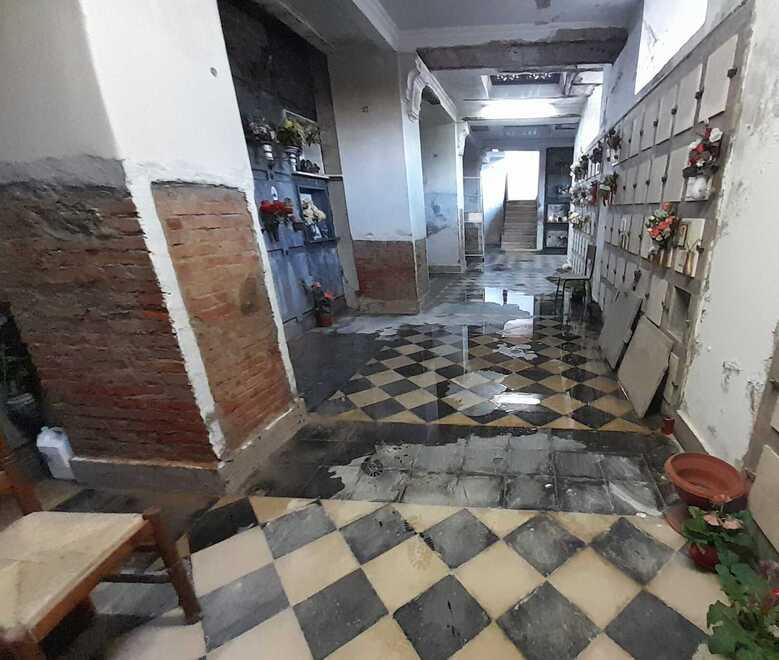 Montecatini, scatta l’allarme infiltrazioni per il cimitero di via Cividale