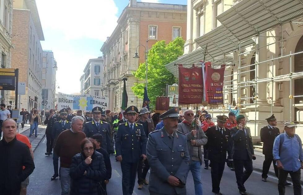 Un'immagine del corteo
