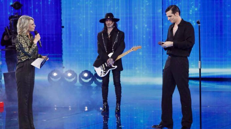 Amici, tra gli ospiti di Maria De Filippi Achille Lauro e Holden