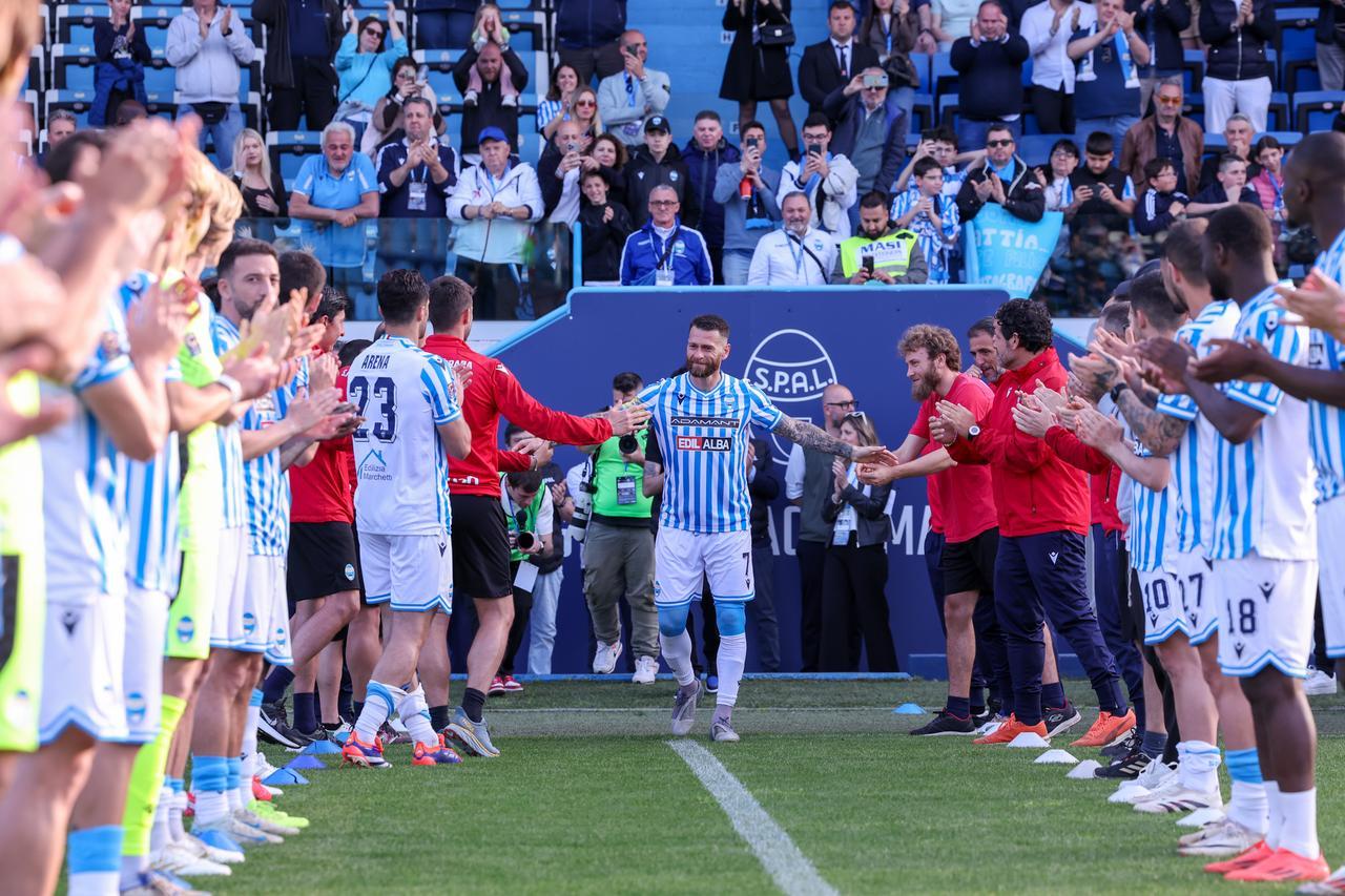 Nell’Olimpo della Spal e di Ferrara. Capitano per sempre, grazie Mirco!