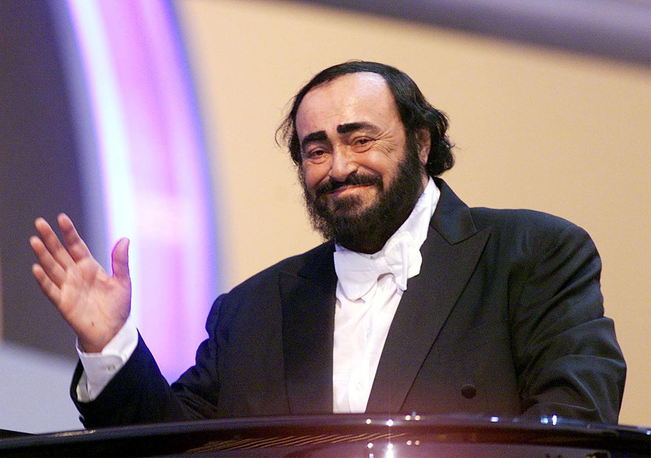 L’esordio di Luciano Pavarotti al Teatro Valli: Rai Radio 1 celebra la parabola del tenore