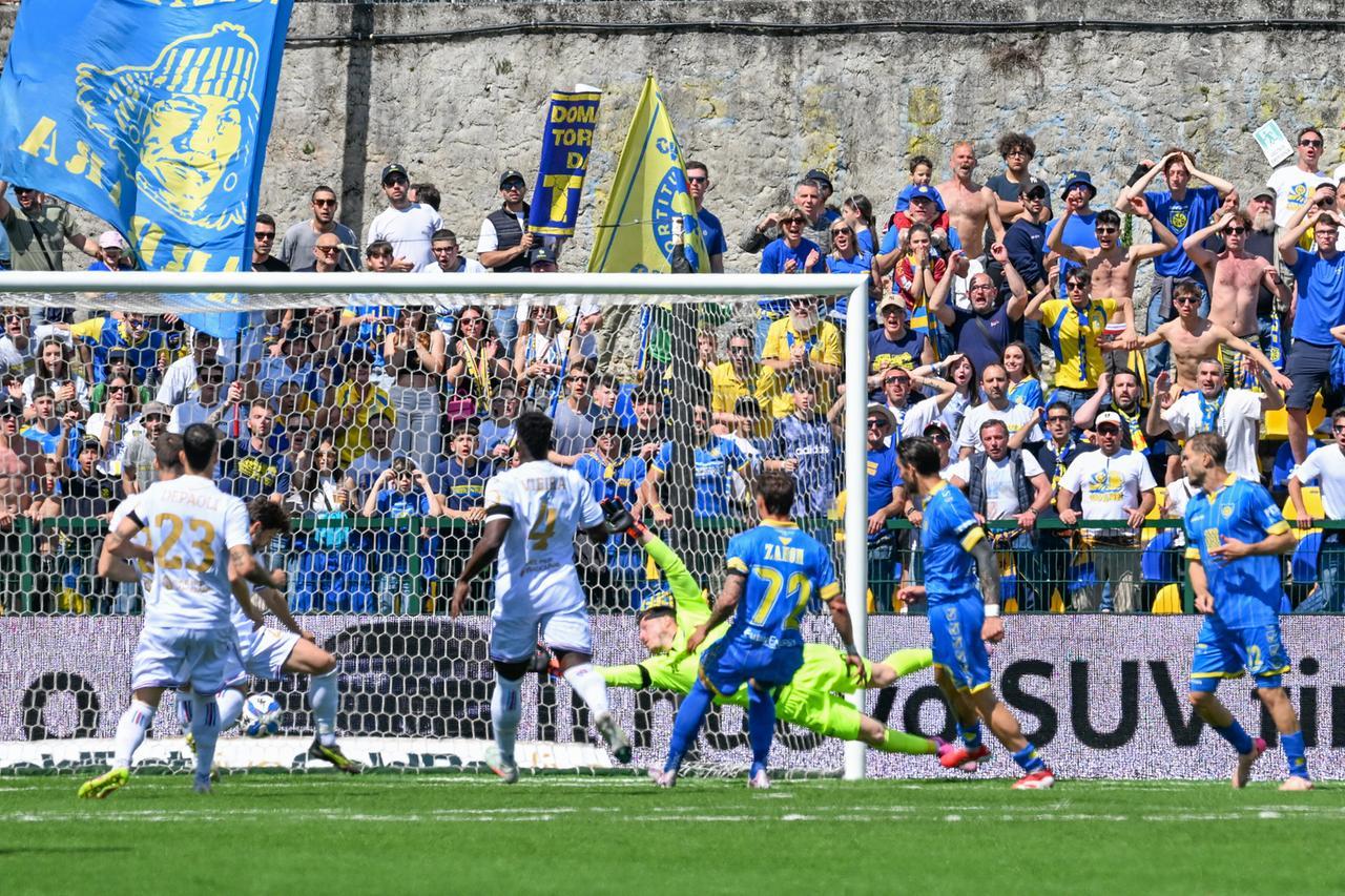 
	Il gol della Carrarese contro la Samp

