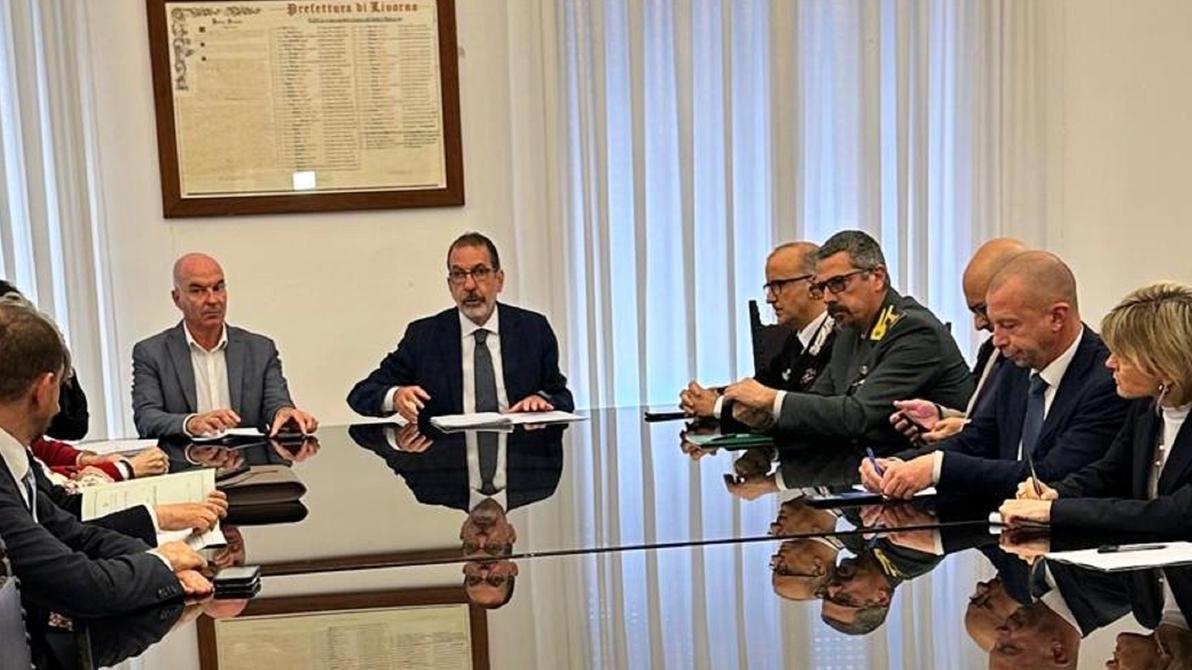 Il tavolo in prefettura