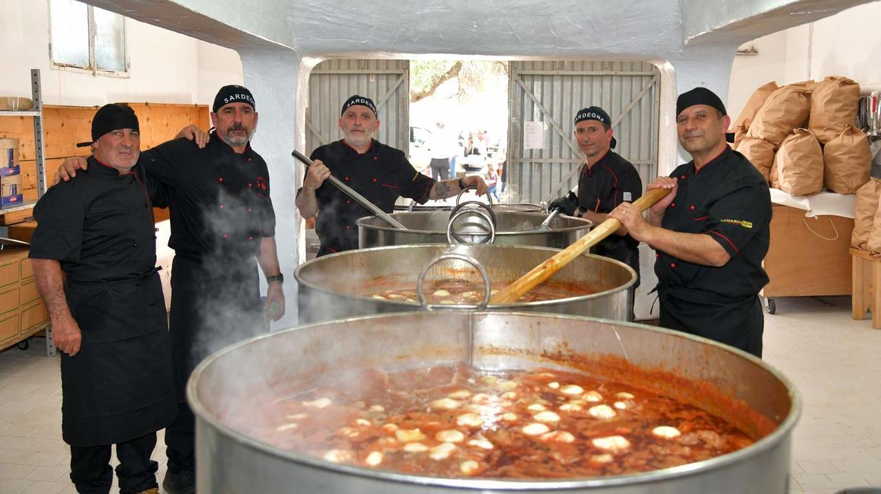 Un momento della festa di un anno fa