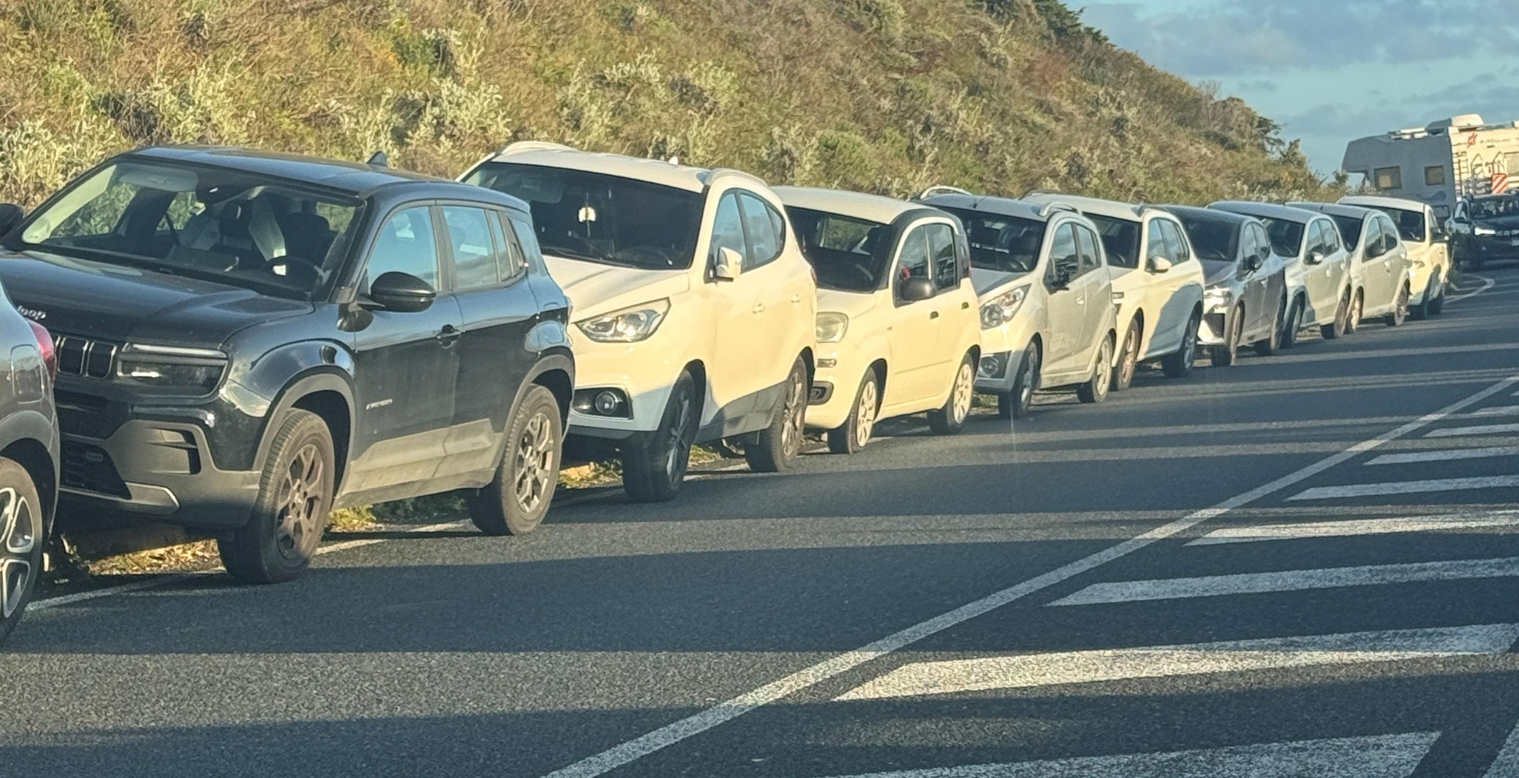 Il caos a Calafuria durante una delle ultime feste