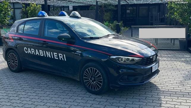 Una pattuglia dei carabinieri (foto d'archivio)