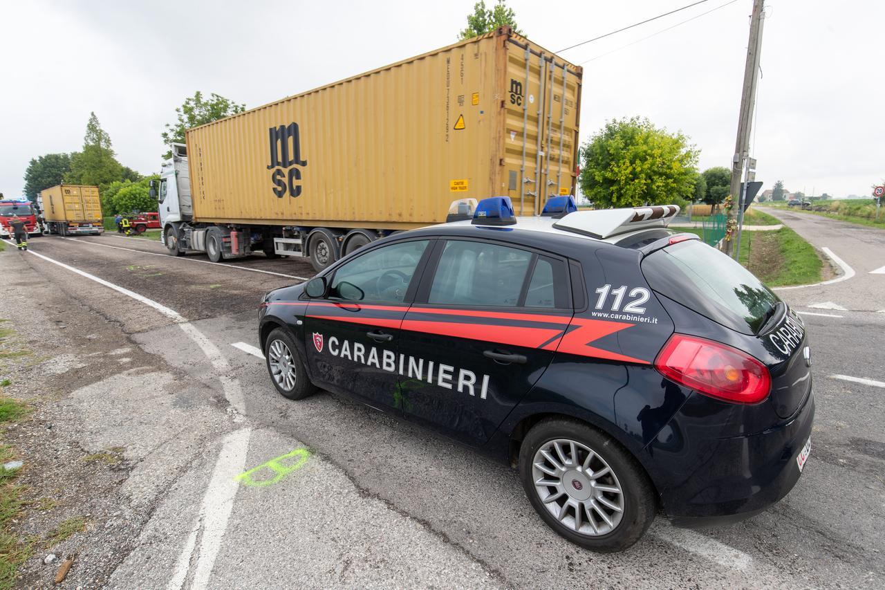 Rissa in pieno giorno a Sant’Agostino