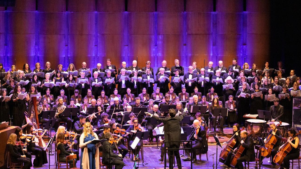 Quando l’orchestra trasforma in musica classica Paul McCartney e i Beatles