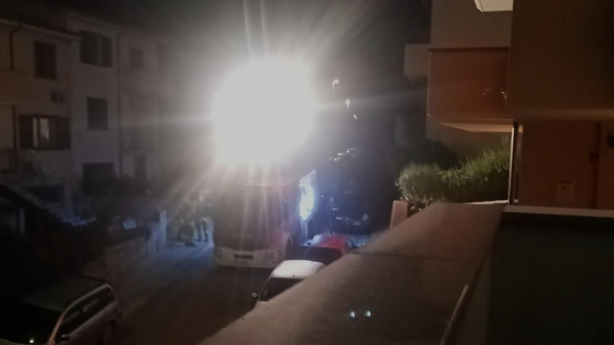 Momenti di paura a Ozieri: lascia il gas aperto e chiama i carabinieri per fare una strage