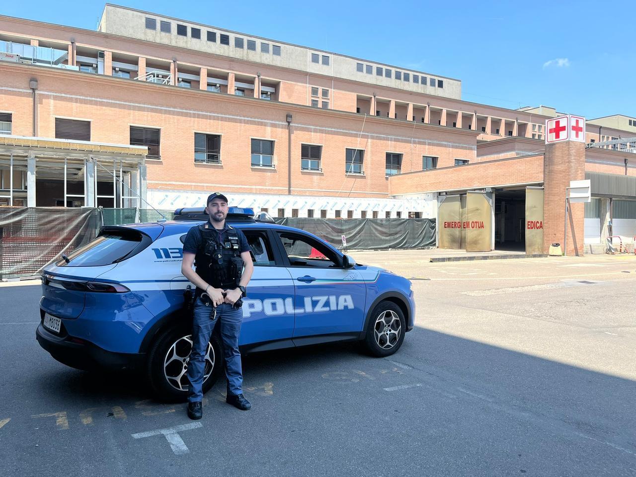 Ospedale, tentano di rubare le bici degli operatori sanitari: fermati coi flessibili