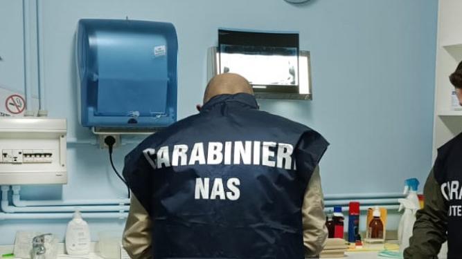 I controlli del Nas in uno studio odontoiatrico