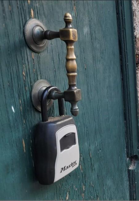 Affitti brevi fuori controllo: anche l’Emilia Romagna ora dice basta, in arrivo la stretta