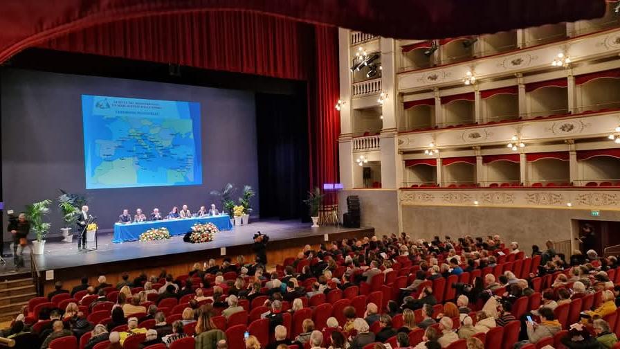 Oltre la guerra: a Livorno “Medì” città del Mediterraneo a convegno