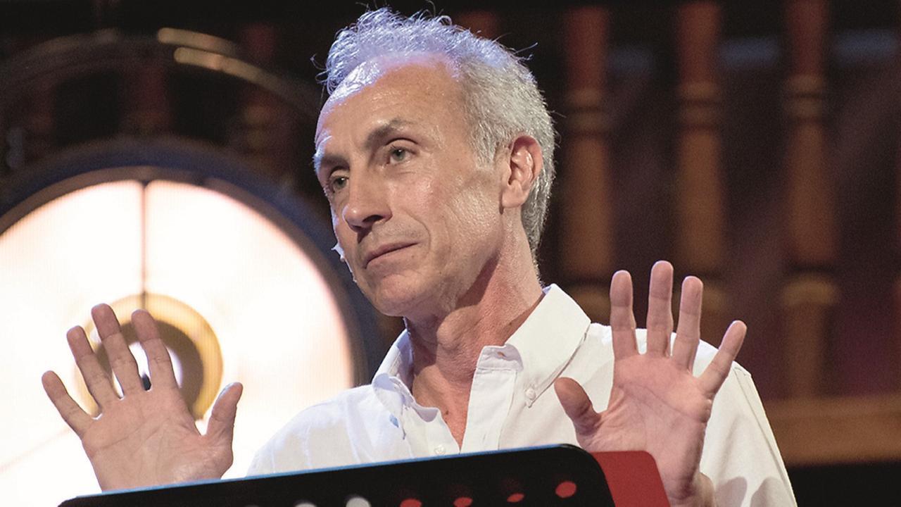Marco Travaglio: «Italia affossata dai poteri marci. Speriamo in un nuovo Francesco»
