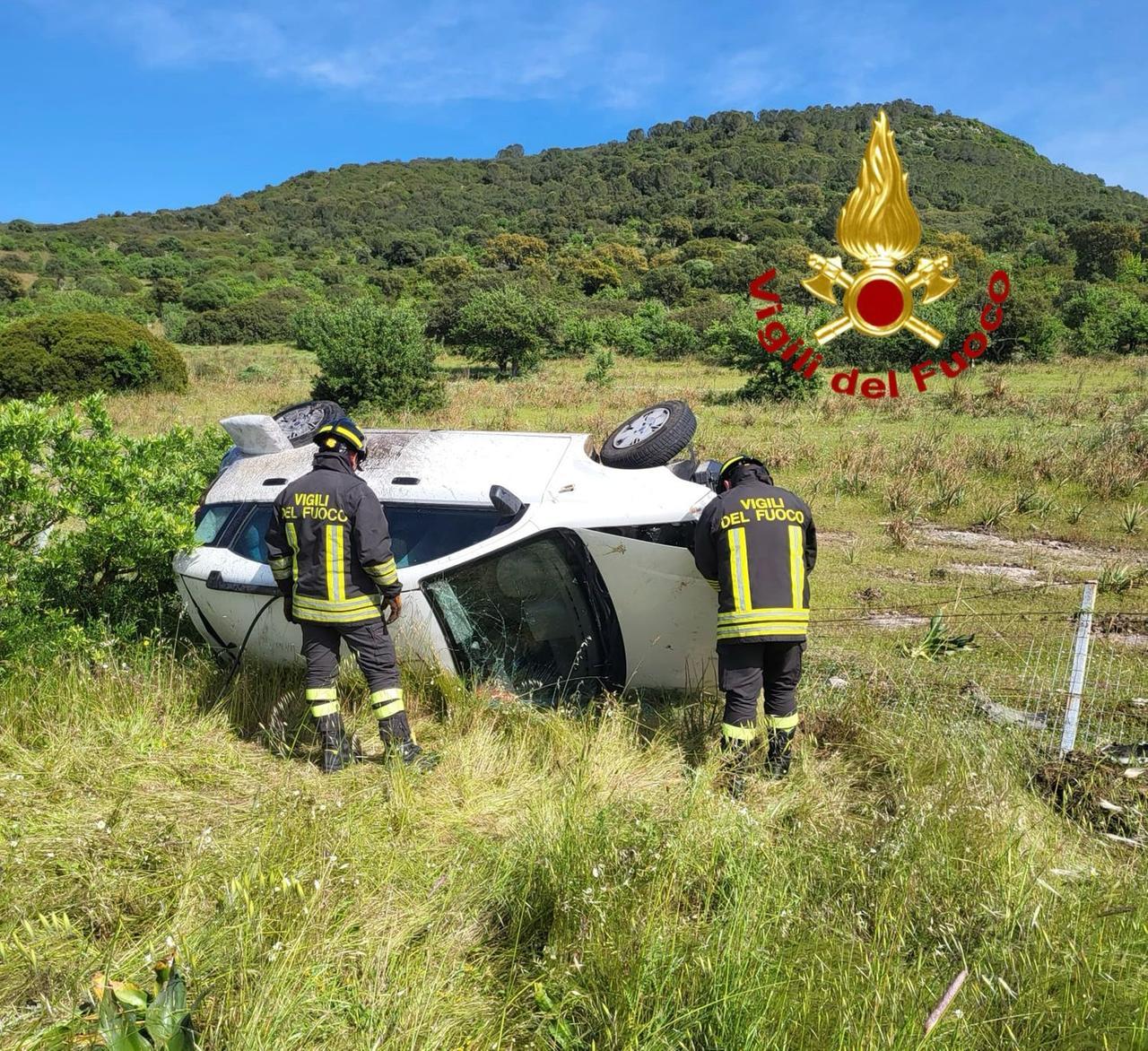 
	L'auto uscita fuori strada

