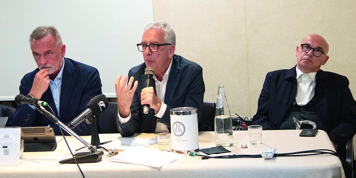 Continuità territoriale, gli ex governatori accusano: «La giunta Todde improvvisa»