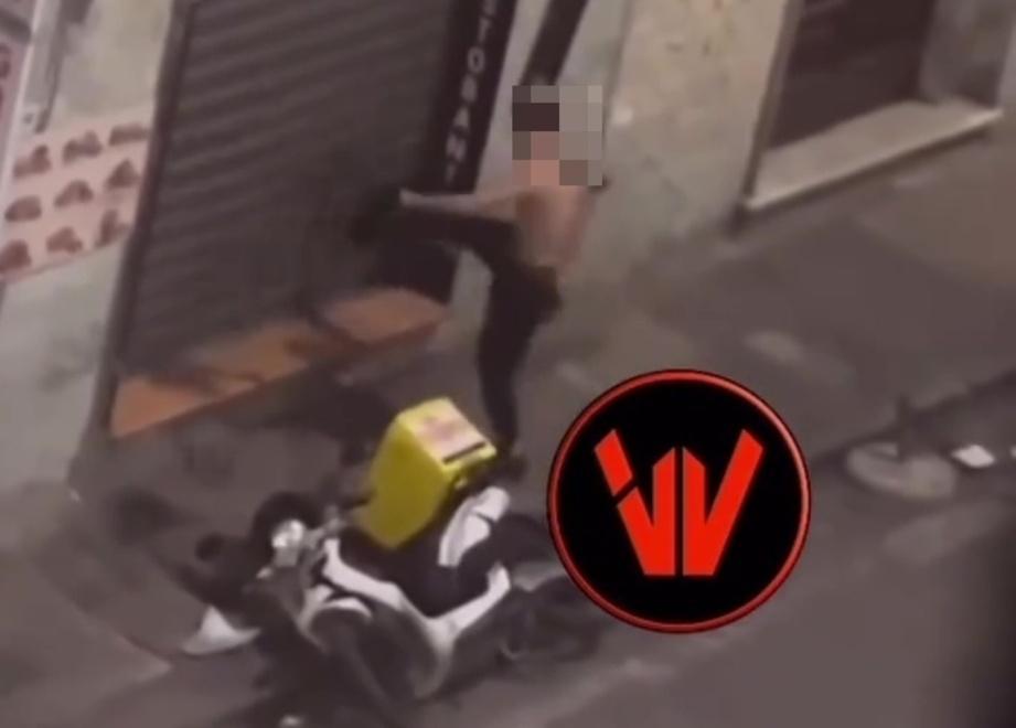 
	Un fotogramma del video

