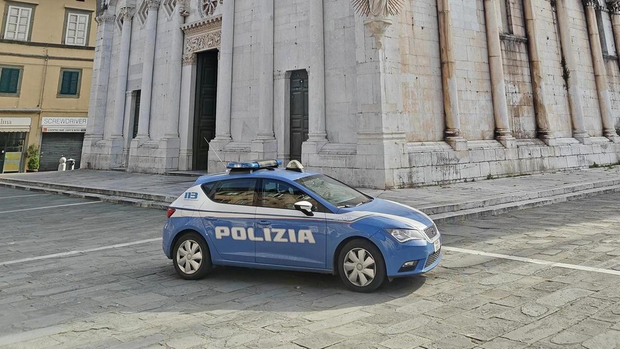 Lucca, in carcere il molestatore seriale di piazza San Michele