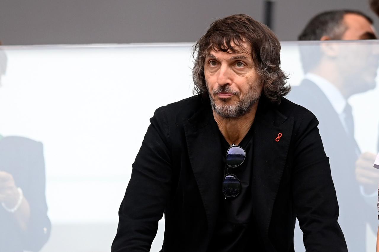 Cruciani allo Storchi con via Crux: «A Modena se non ti dichiari antifascista niente spazi pubblici? È ridicolo»