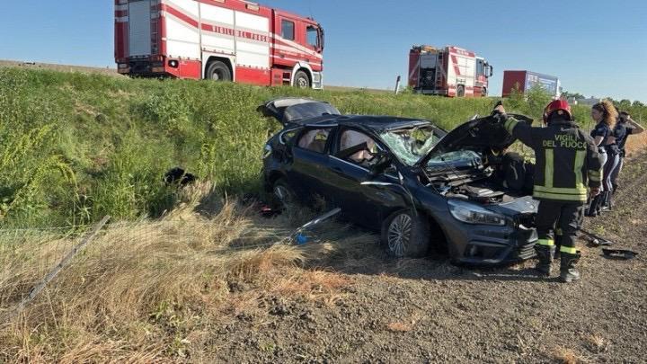 Incidente mortale sulla A13: la vittima è un modenese