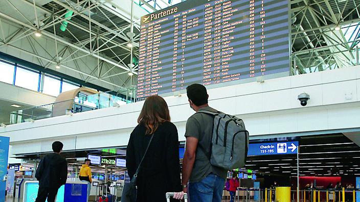 La farsa del collegamento Cagliari-Milano: otto ore senza voli