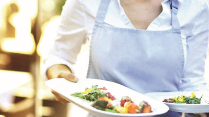 Dalla cauzione per la divisa agli alloggi sardine: storie di stagionali sottopagati e maltrattati