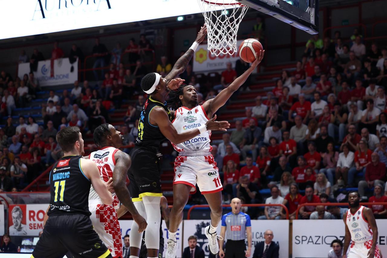 Pistoia saluta la serie A tra lacrime e contestazioni