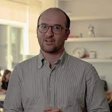 Bookclub ai Chiostri di San Pietro: si parte da Luca Misculin e il suo “Mare aperto”