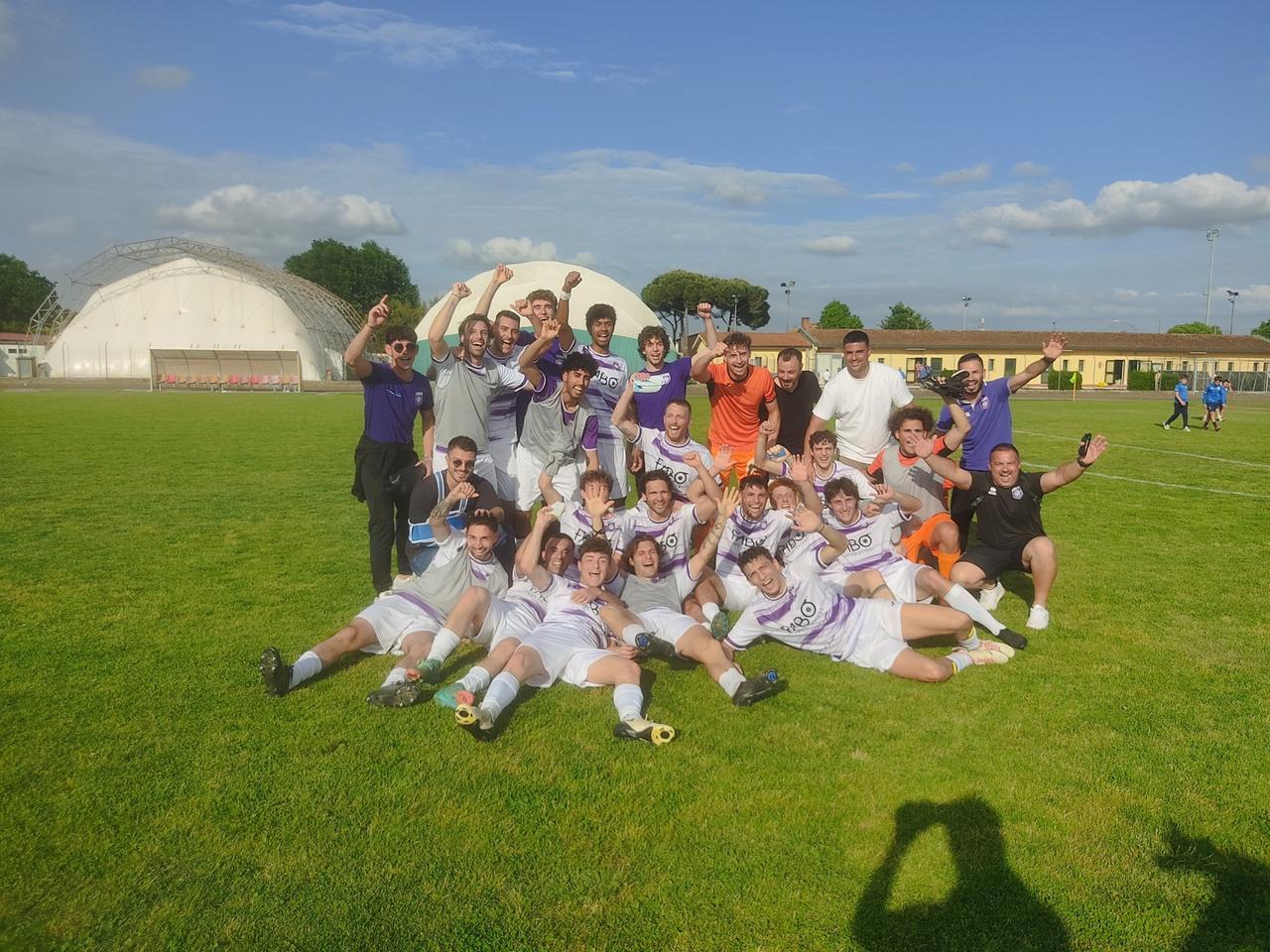 Promozione, il sogno playoff della Larcianese continua. Battuto anche il Pietrasanta