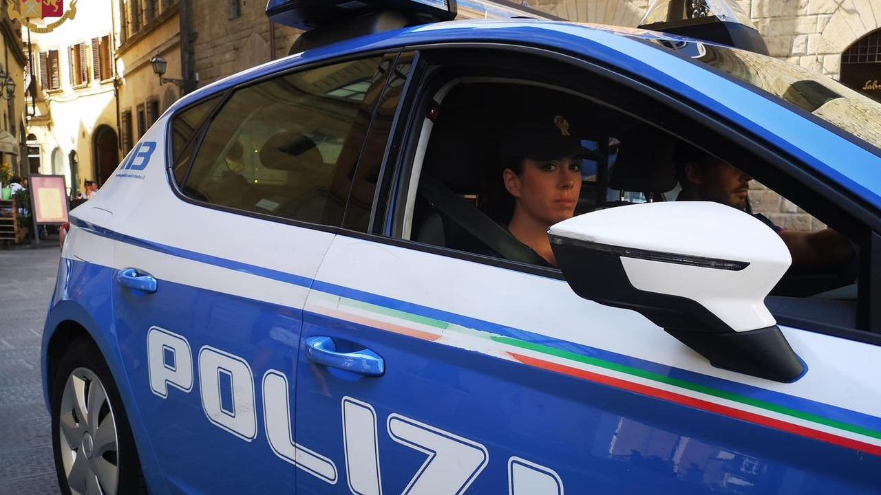 Firenze, colpisce al volto coinquilina con un coltello: arrestata