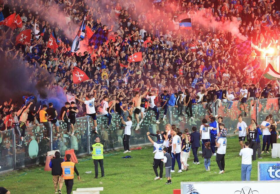 Un momento della festa (foto Stick)