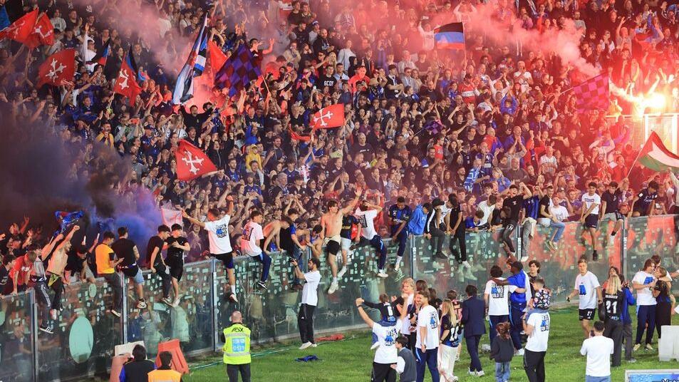 Un momento della festa (foto Stick)