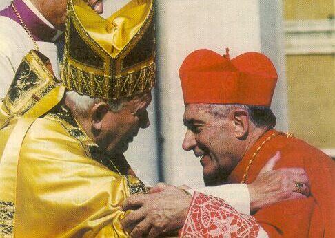 Il regolamento per eleggere il Papa lo ha scritto un sardo