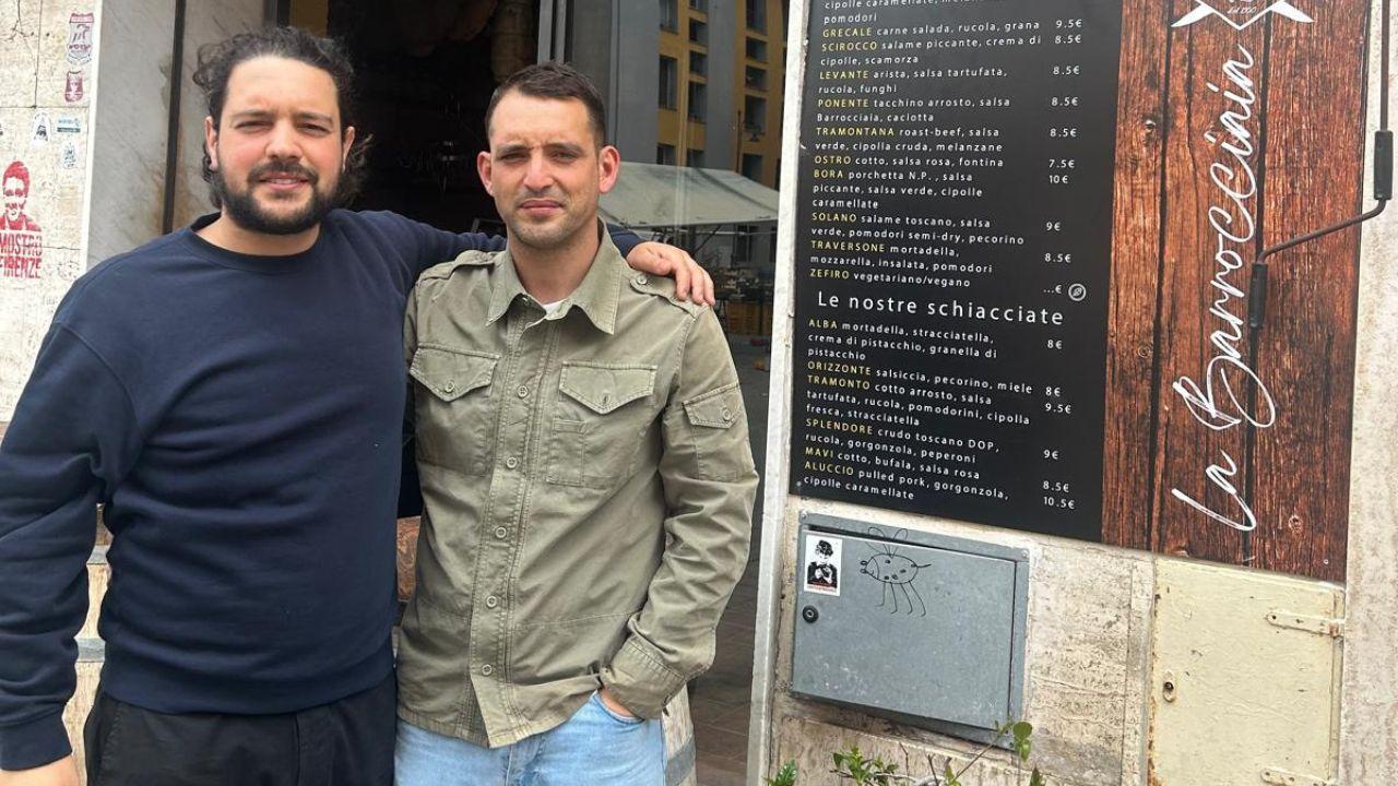 
	Diego e Jacopo Citi davanti alla Barrocciaia in piazza Cavallotti

