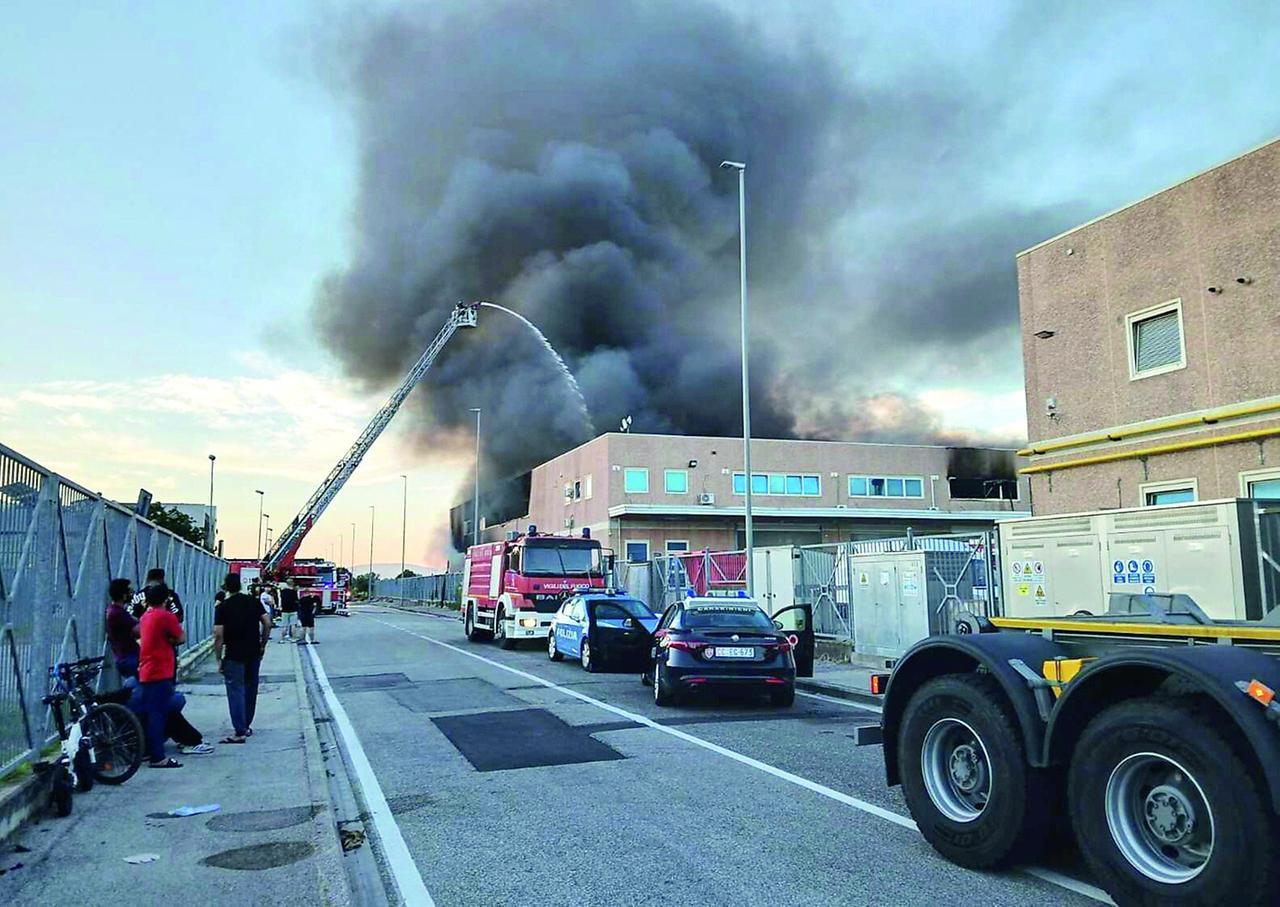 
	L'incendio del 15 luglio 2024 al deposito della logistica Xin Shun Da

