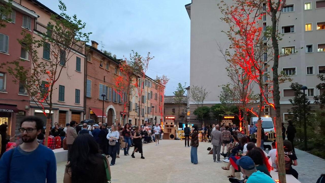 Via Roma in festa: a Reggio Emilia debutta la Festa del Popol Giòst