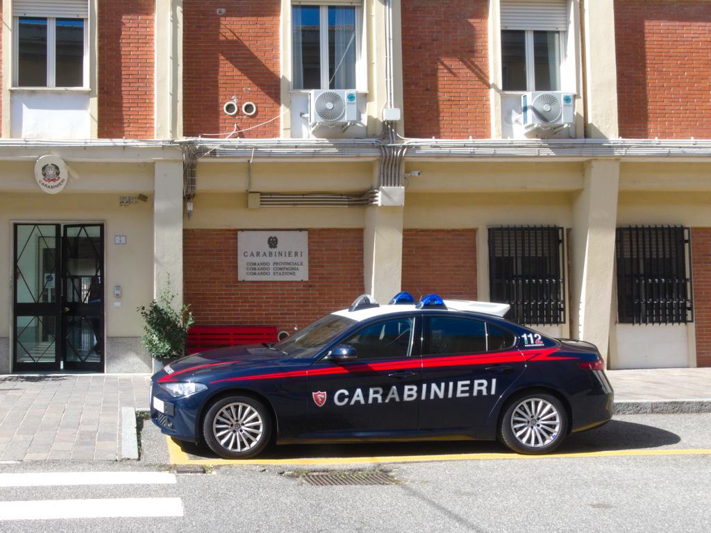 Porto abusivo di coltello, tra Nuoro e provincia venti denunciati