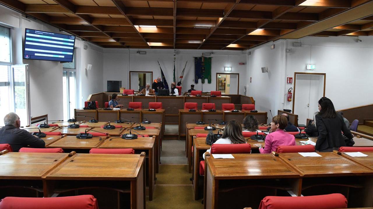 Il consiglio comunale di Nuoro (foto Massimo Locci)